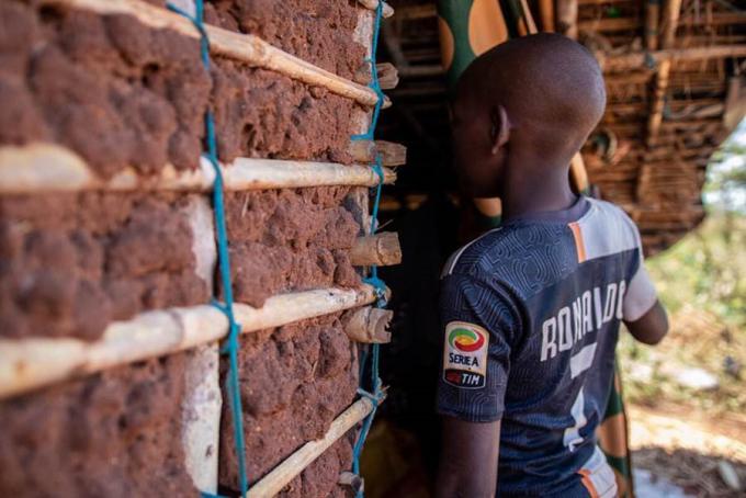 14-year old Luis* lives with a neighbor after his father was killed in the conflict in Cabo Delgado, Mozambique, and he was separated from his mother and sister. 