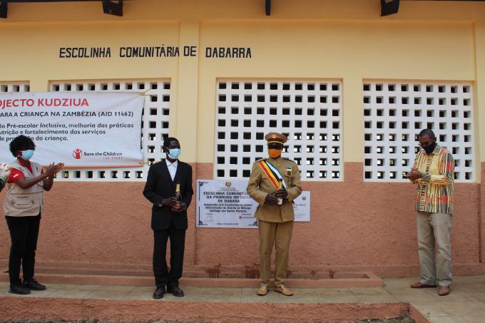 Momento da inauguração da Escolinha Comunitária de Dabarra, em Milange